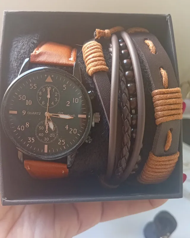 Kit relógio masculino com pulseiras